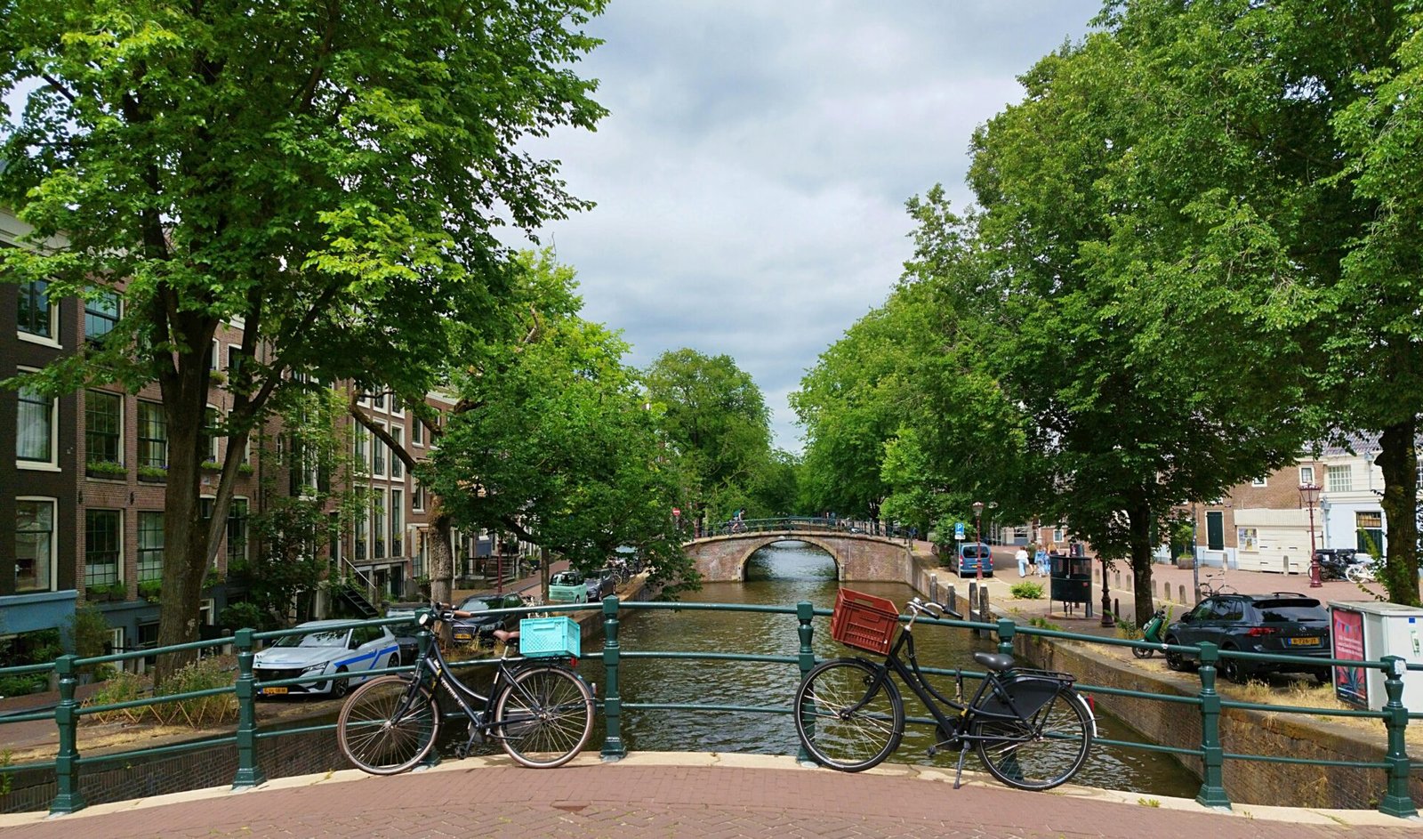 Descubriendo la Encantadora Ámsterdam