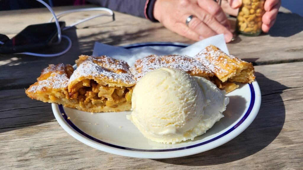 Apfelstrudel